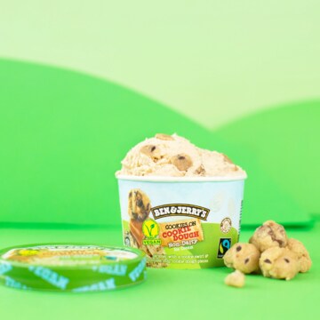 Ben & Jerry's Non-Dairy Mini-Cup Cookies On Cookie Dough 100ml