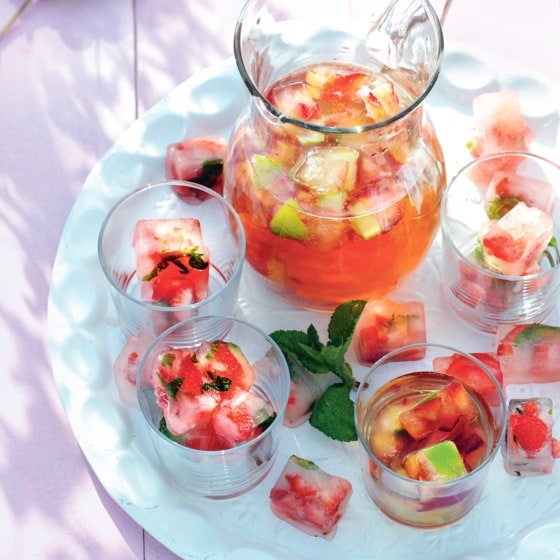 Aardbei-muntijsblokjes