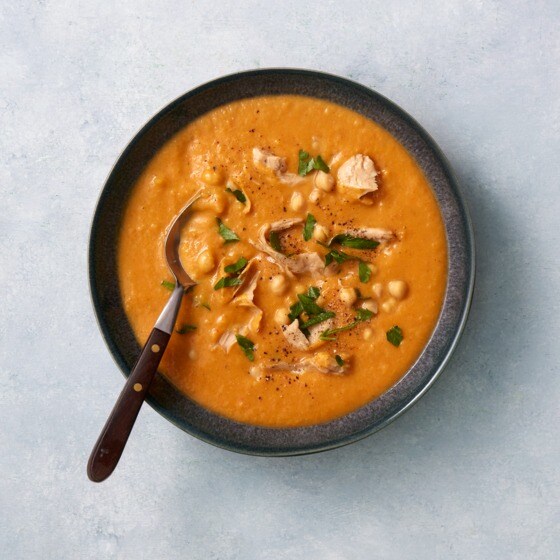 Marokkaanse pompoensoep met vegetarische kipstukjes